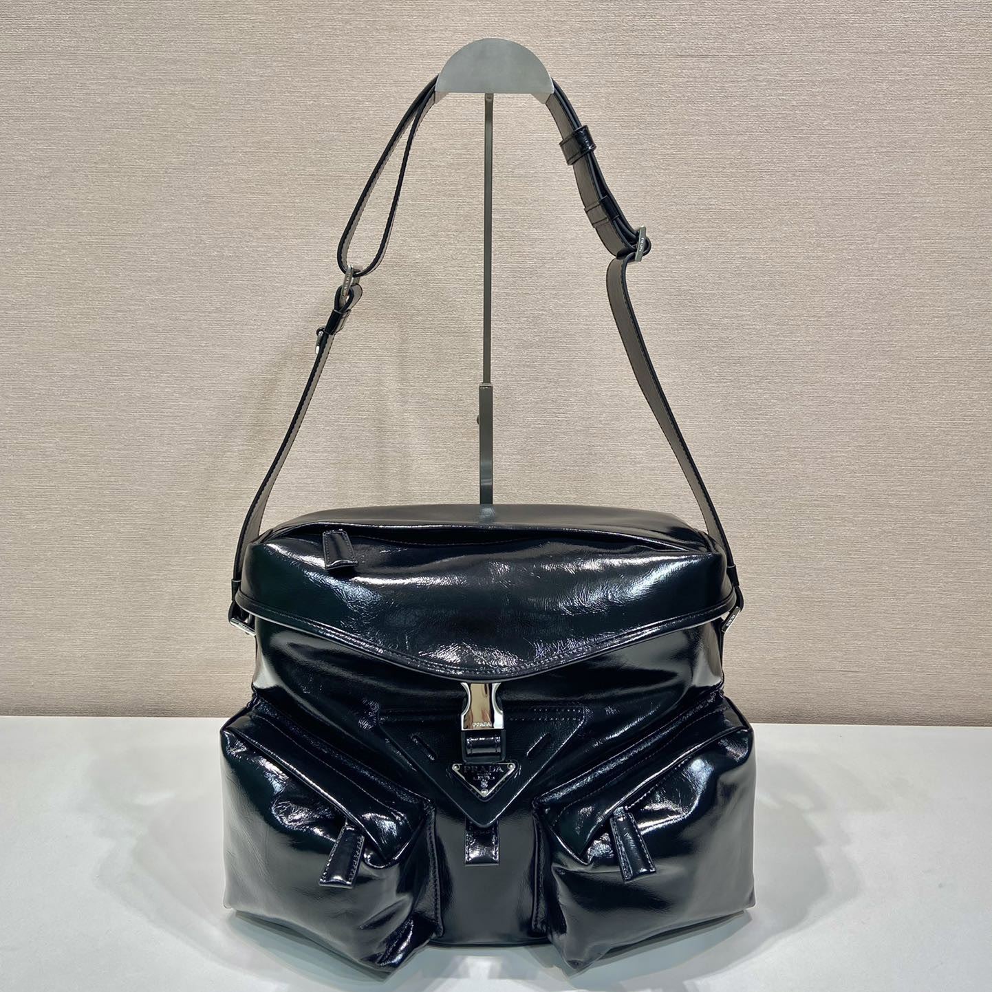 Pra*a top handle bags